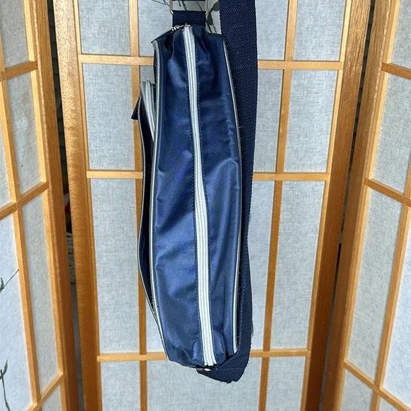 “Tommy Hilfiger” Travel Luggage, Carry-on, Travel Bag. Laptop Crossbody Bag - Picture 6 of 9